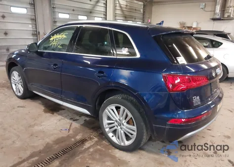 2018 Audi Q5 2.0T Premium/2.0T Tech Premium z USA, uszkodzony, nr VIN WA1BNAFY4J2016053